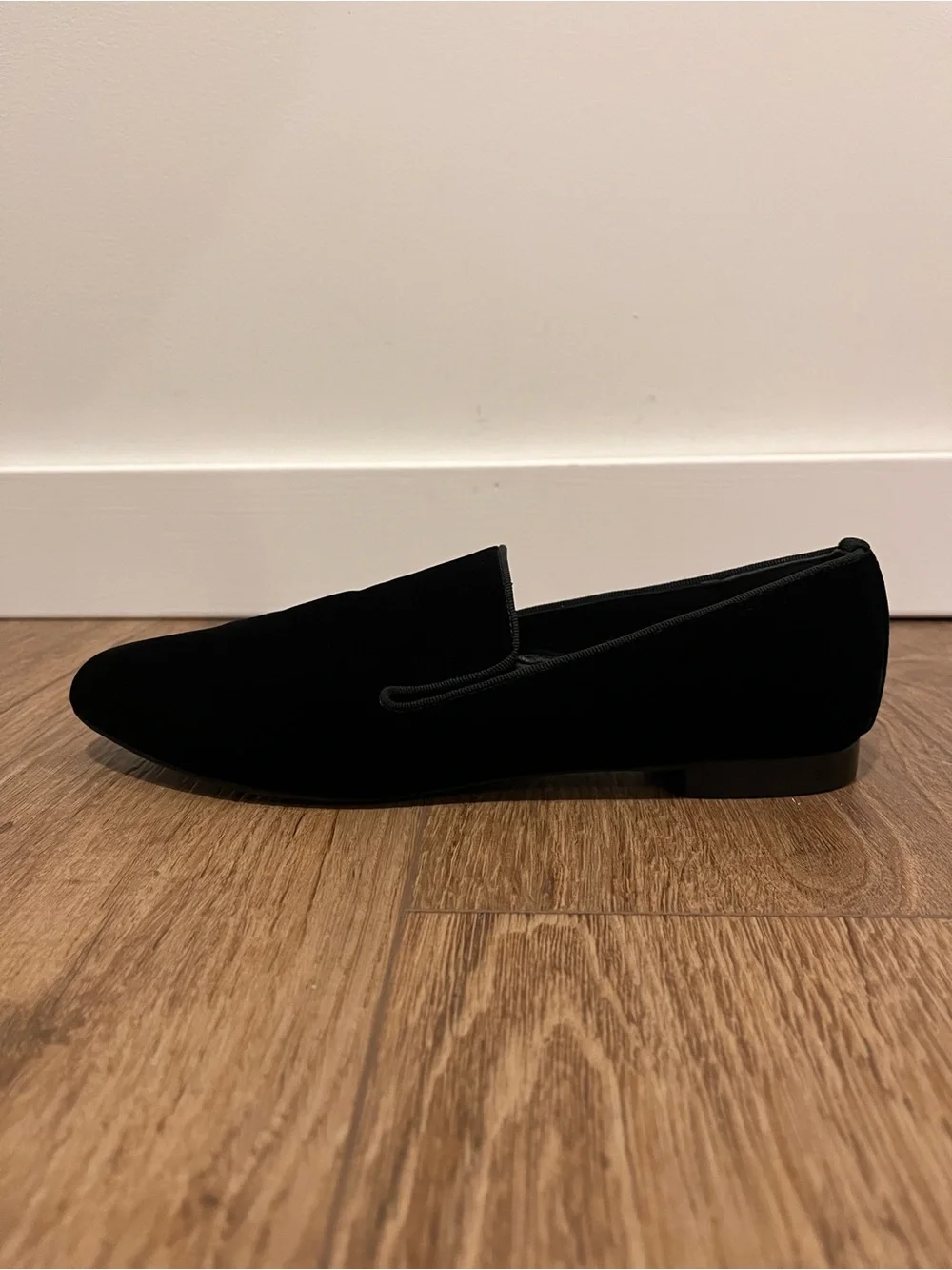 M. Gemi Petalo Loafer Black Velvet size 40 (US 9)